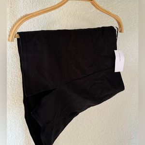 American Eagle - Mini Black Skort - Size XL